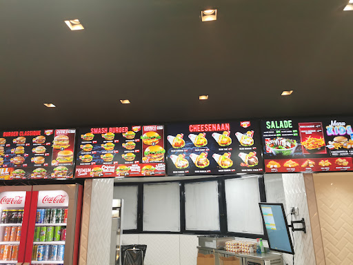 Photo 1 - Dream Team - Fast food