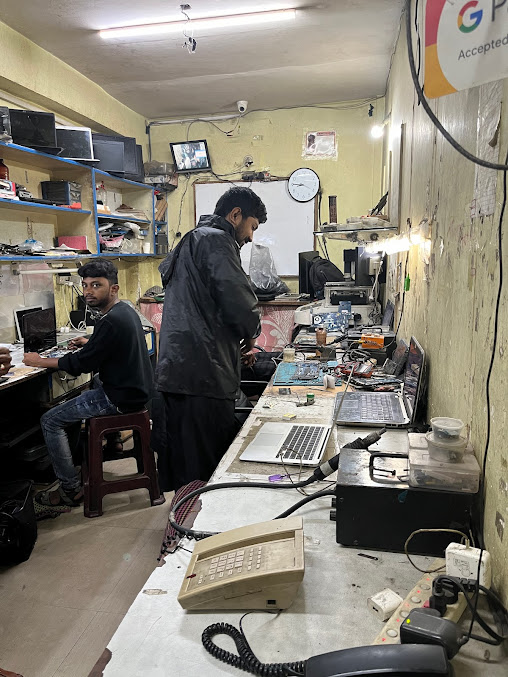 Af1qipng4a6ooutex8qmnis7cq6szs0nsvbskxbqsigp=s677 K No