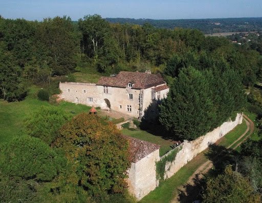 Photo de Château de Fratteau et poterie du repaire