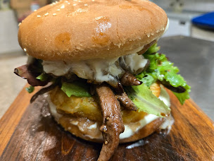 Photo n°10 de Restaurant Le Polisson, Steakhouse, Bar Lounge à Saint-Paul-Trois-Châteaux (Restaurant)