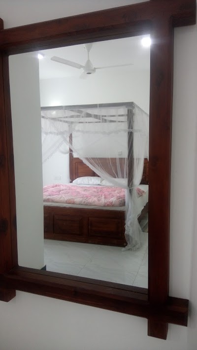 Photos of The Hotel Bloom Star