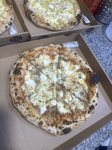 Photo 3 - Best Pizza & Burger LES MUREAUX حلال