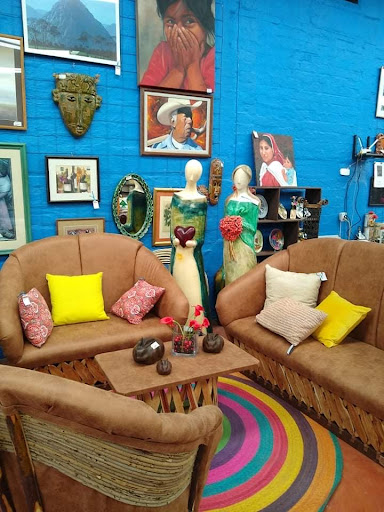 Its Kinda Bazar...And Kinda Not Gallery - Mexico