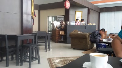 Photos of Bandara Rembele
