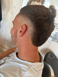 Photo n°16 de One shot à Hyères (Magasin de produits de beauté)