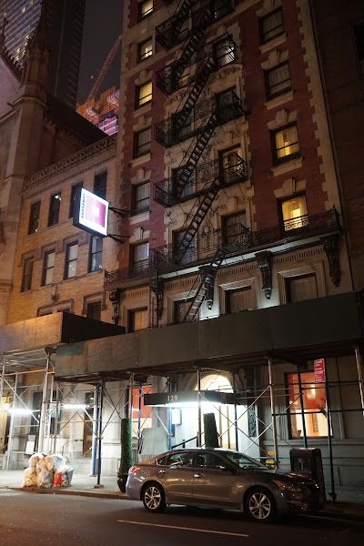 Photos of Broadway @ Times Square Hotel