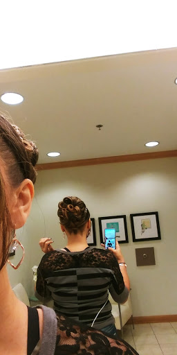 Beatriz Unisex Salon - Thumbnail