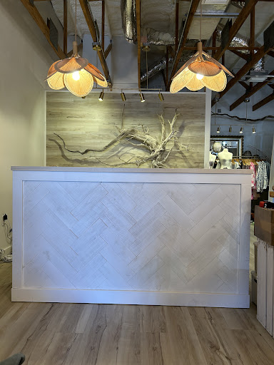 Salty Roots Boutique - Thumbnail