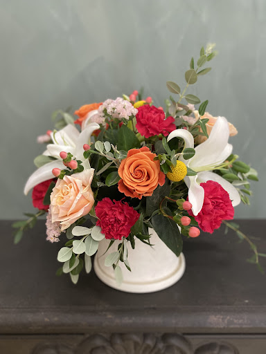 Ellen Street Florals & Goods - Thumbnail