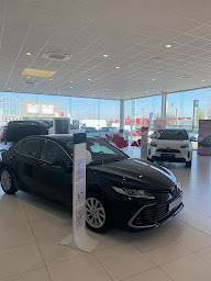 Photo n°20 de Toyota - Vallée - Barberey-Saint-Sulpice à Barberey-Saint-Sulpice (Vendeur de voitures d'occasion)