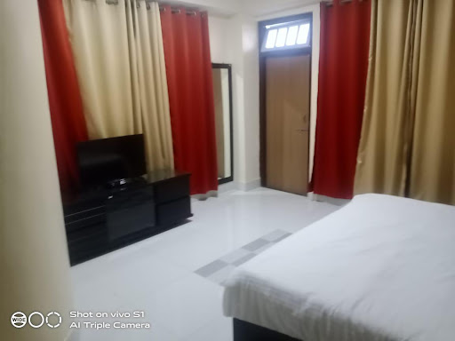 Gallery image 16