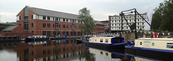 Houseboat РІ РђРЅРіР»РёРё