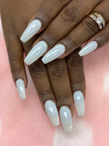 Family nails - United States
