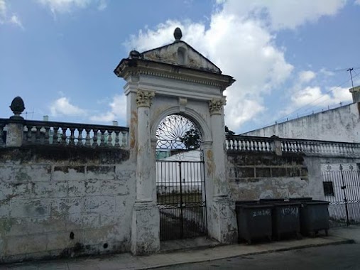 Funeraria Franca de Guanabacoa, Author: roberto cabezas