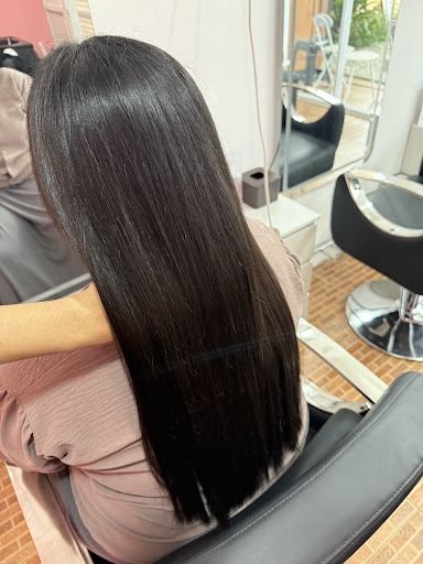 𝐒𝐀𝐋𝐎𝐍 𝐇𝐄𝐘𝐋𝐄𝐍 & 𝐁𝐄𝐀𝐔𝐓𝐘