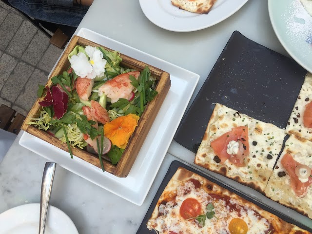 Isola Trattoria & Crudo Bar At Mondrian SoHo