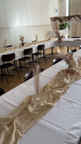 "mis Obermättli" Philipp Neri · Restaurant · Bar · Saal Öffnungszeiten