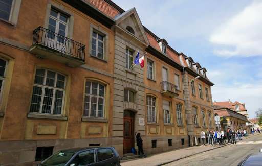 School Jean De Pange Logo
