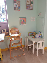 Photo n°14 de Salon des 3 fleurs à Auriol (Café)