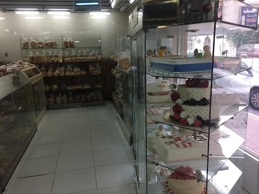 Al-Dawood Artistic Bakeries, Author: حسين السعيد