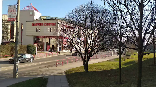 Hozzászólások és értékelések az Eleven Center-ról