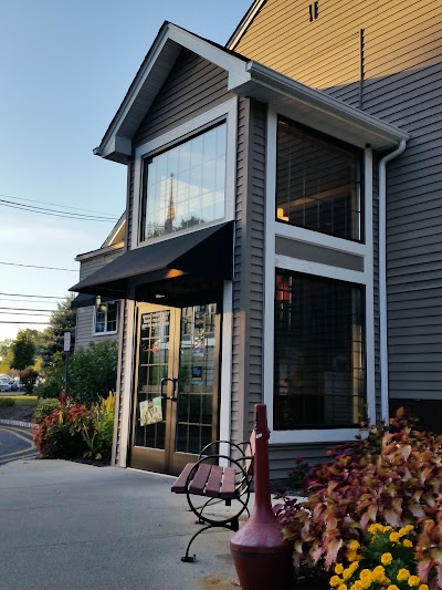 Photos of Charlie Brown's Fresh Grill