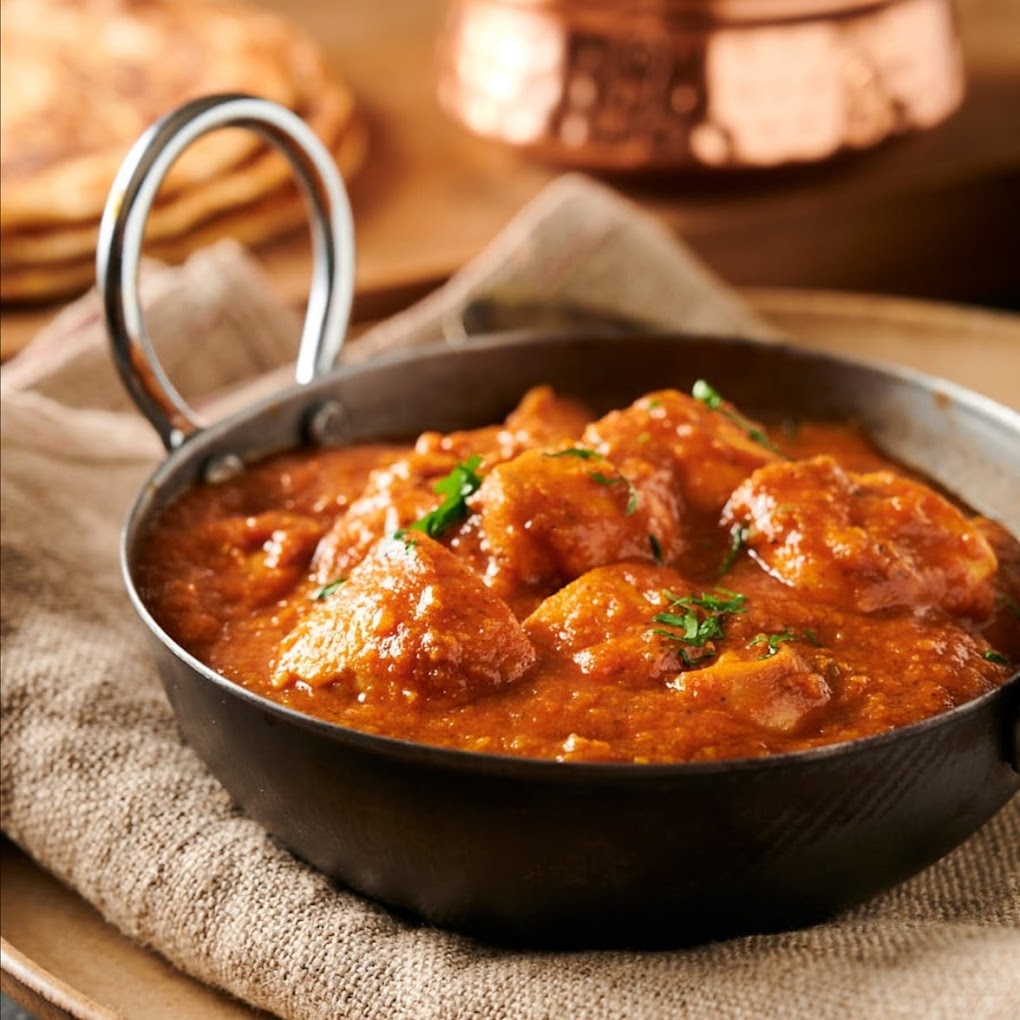 Explore the vibrant flavours of Twickenham's Indian restaurants, from traditional curries to innovative fusion dishes. Discover delicious cuisine and inviting atmospheres at the best Indian restaurants in Twickenham.