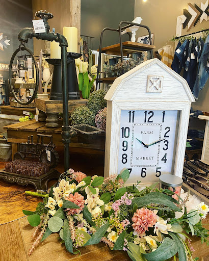 Whispering Pines Boutique & Home Decor - Thumbnail