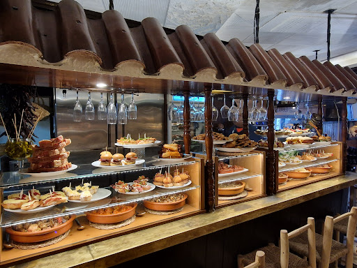 Restaurante Eguzkilore Euskal taberna