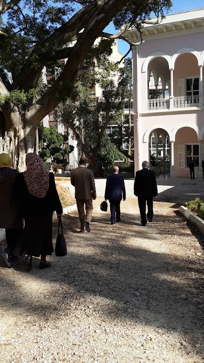 Photos of ESA Ecole Sup&eacute;rieure des Affaires
