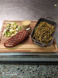 Photo n°67 de Burger Faster Issoire à Issoire (Restaurant de hamburgers)