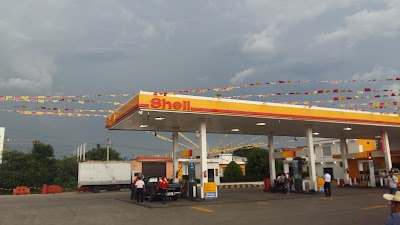 Photos of Shell Cuatro Caminos