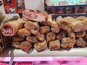 Photo n°10 de BOUCHERIE U VALINCU à Ventabren (Boucherie)