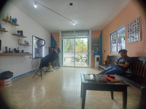 Buena Imagen Alta Gama Barber shop - Thumbnail