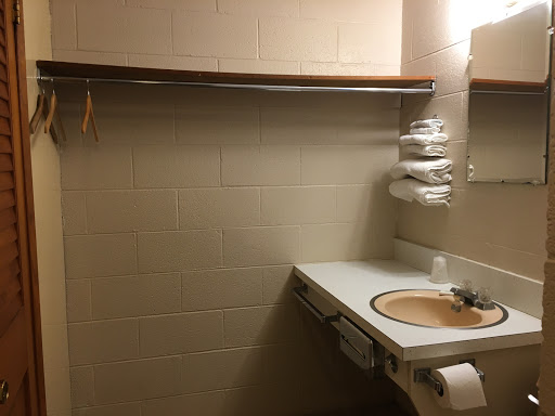 Gibson City Inn - Thumbnail