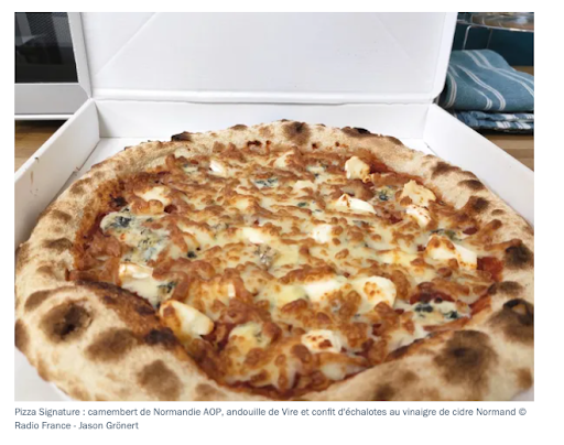 Photo 8 - Wolfy Pizza