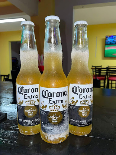 El Mango SportBar & Grill - Thumbnail