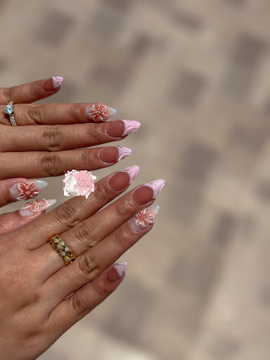 Lime Molas Nail Studio