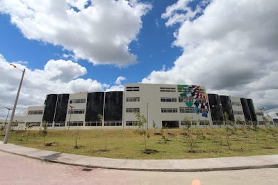 Photos of Provincial General Hospital Luis G. Davila