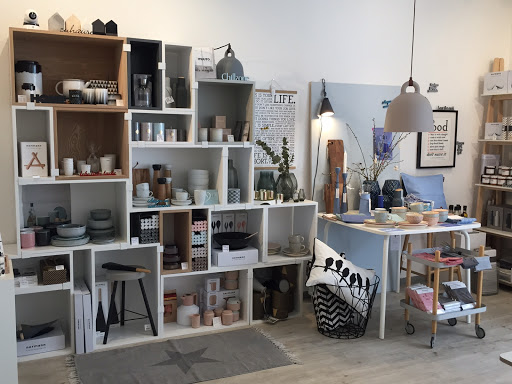Möbel und Wohnaccessoires - Home Concepts Store - Thumbnail