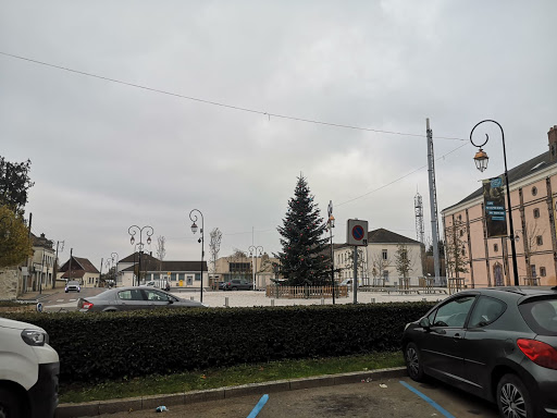 Place publique Aristide Briand - Thumbnail