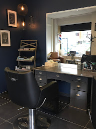 Photo n°1 de ZENO Coiffe l'homme à Salon-de-Provence (Salon de coiffure)
