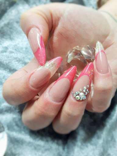 NagelZimmer Nadine Heckel - Nagelstudio & Nageldesignschulungen Betzdorf - Thumbnail