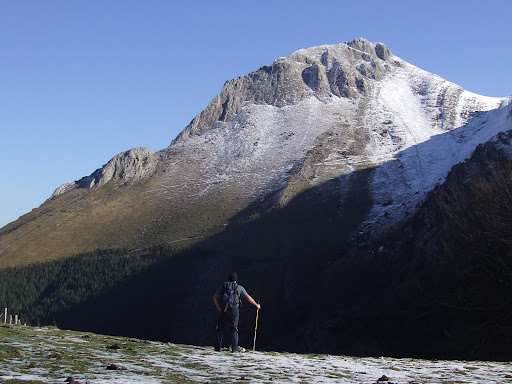 Ausa Gaztelu (901m) - Thumbnail