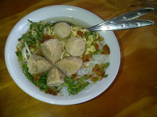 Bakso Bulri, Author: Azizi Ali