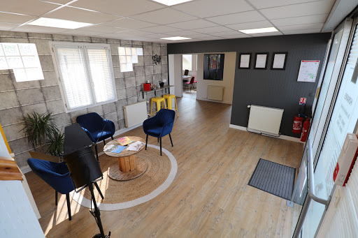 LA RESIDENCE - Agence immobilière à Magnanville Gallery - France