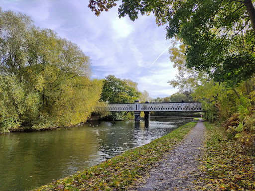 Grandpont Nature Park Gallery - United Kingdom