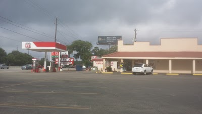 Photos of Red's Indoor Range