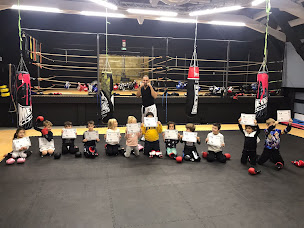 Photo n°7 de Complexe Le Pied-Poing / Club Objectif Boxe à Monferran-Savès (Club de sport)