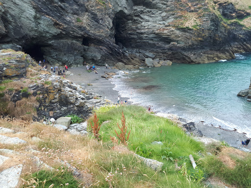 Merlin's Cave - Visual